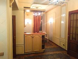 Lakshmi Apartment Great Classic