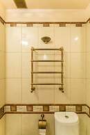 Lakshmi Apartment Great Classic