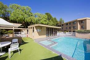 Accommodate Canberra - Kingston Court