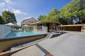 Accommodate Canberra - Kingston Court