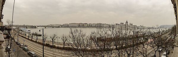 Pelicanstay in Buda Historical District