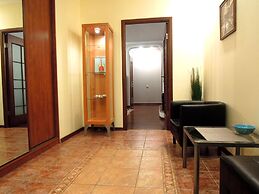 Lakshmi Apartment Ostozhenka