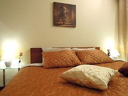 Lakshmi Apartment Ostozhenka