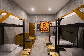 Sirah Hometel - Hostel