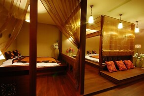 March Three Inn