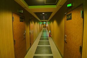 GOLF III Atsugi - Adults Only