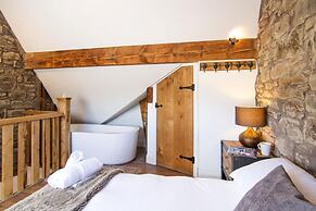 Romneys Apartments and Suites