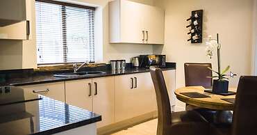 Romneys Apartments and Suites