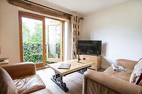 Romneys Apartments and Suites