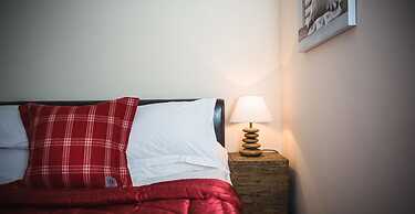 Romneys Apartments and Suites