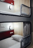 Tales Khaosan Cafe & Hostel