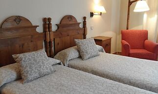 Hostal Rural Cumbres de Castilla