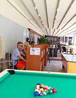 Sun City Apartments & Hotel