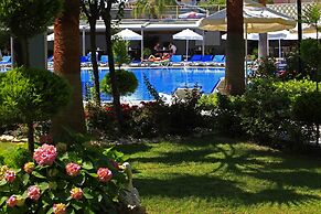 Sun City Apartments & Hotel