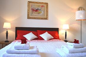 San Marco Suite Center