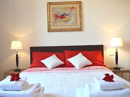 San Marco Suite Center