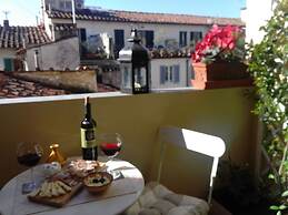 San Marco Suite Center