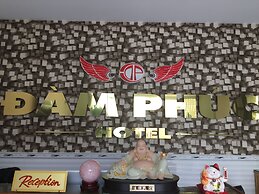 Dam Phuc Hotel