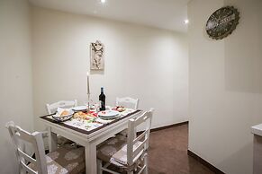 Charming Suite Cavour Heart of Florence