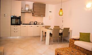 Antonio Sousa Beach 2 Bedroom Apartment