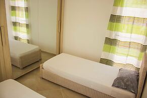 Antonio Sousa Beach 2 Bedroom Apartment