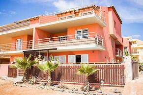 Antonio Sousa Beach 2 Bedroom Apartment