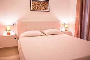 Antonio Sousa Beach 3 Bedroom Apartment