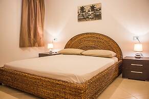 Antonio Sousa Beach 3 Bedroom Apartment