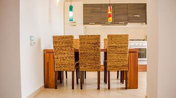 Antonio Sousa Beach 3 Bedroom Apartment