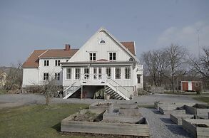 Villa Bro