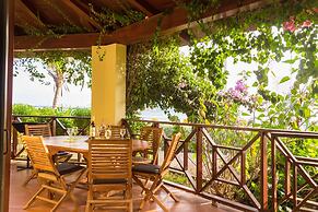 AJP Holidays - Porto Antigo 2 Beachfront Apartment