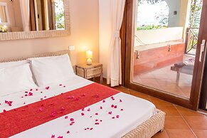 AJP Holidays - Porto Antigo 2 Beachfront Apartment
