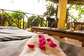AJP Holidays - Porto Antigo 2 Beachfront Apartment