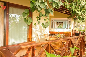 AJP Holidays - Porto Antigo 2 Beachfront Apartment