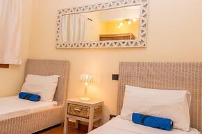 AJP Holidays - Porto Antigo 2 Beachfront Apartment