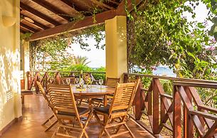 AJP Holidays - Porto Antigo 2 Beachfront Apartment