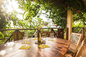 AJP Holidays - Porto Antigo 2 Beachfront Apartment