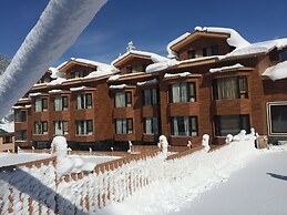 Hotel Royal Hillton, Pahalgam