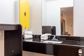 Studio 6 Bryan, TX - University Area