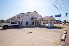 Studio 6 Bryan, TX - University Area