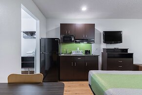 Studio 6 Bryan, TX - University Area