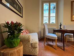 Borgodegreci Apartments