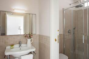 Borgodegreci Apartments