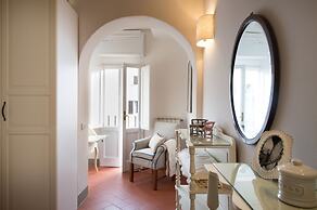 Borgodegreci Apartments