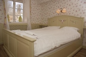 Garvaregården Hotel and B&B