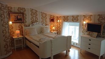Garvaregården Hotel and B&B