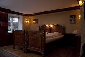 Garvaregården Hotel and B&B