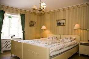 Garvaregården Hotel and B&B
