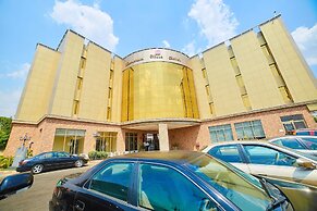 Corinthia Villa Hotel