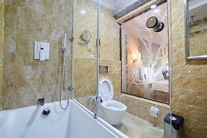 Corinthia Villa Hotel